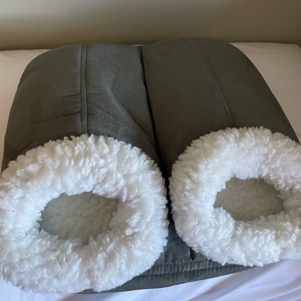 Cozy foot warmers that hug and soothe tired feet